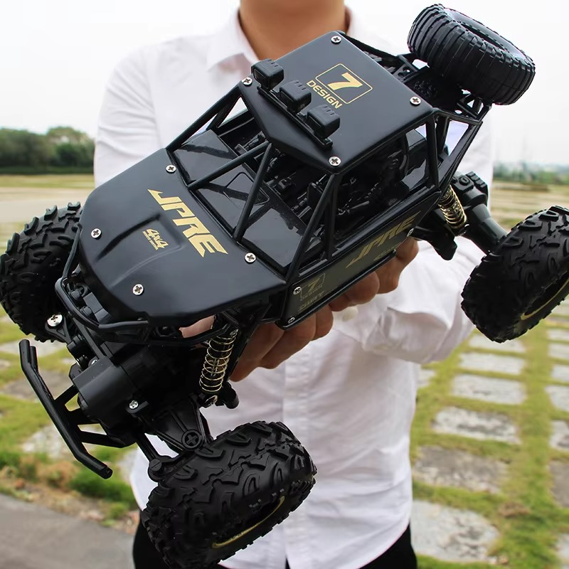MudHawk 4WD Remote Climber
