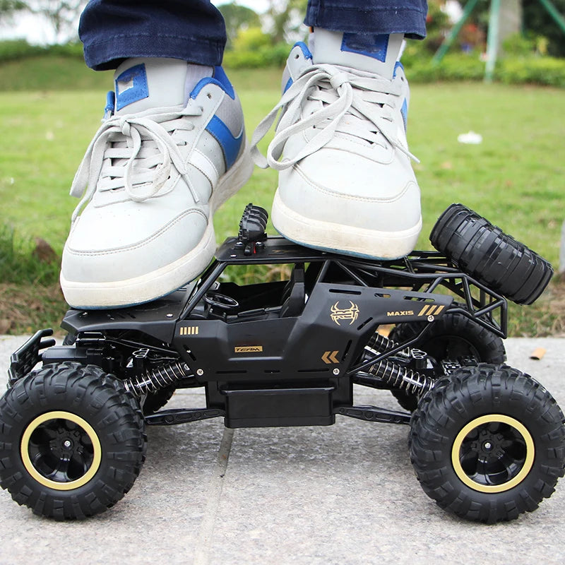 MudHawk 4WD Remote Climber